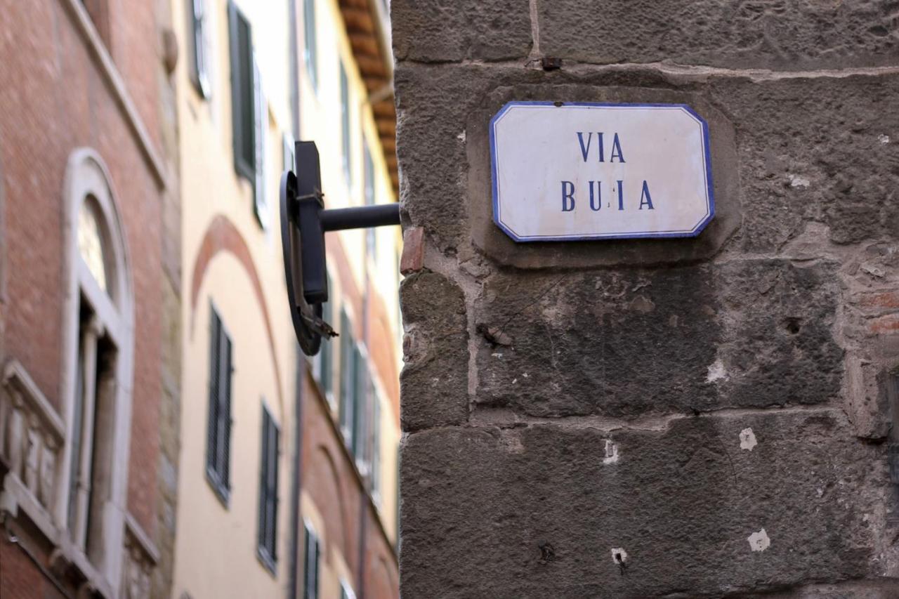 A Palazzo Busdraghi Residenza D'Epoca Bed & Breakfast Lucca Bagian luar foto