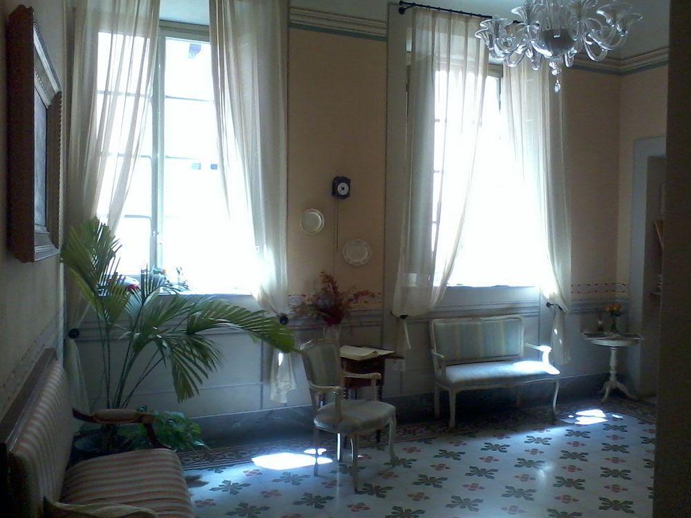 A Palazzo Busdraghi Residenza D'Epoca Bed & Breakfast Lucca Bagian luar foto